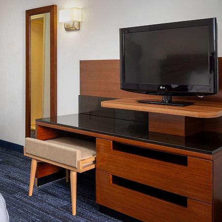 Fairfield Inn & Suites By Marriott Смітфілд Екстер'єр фото