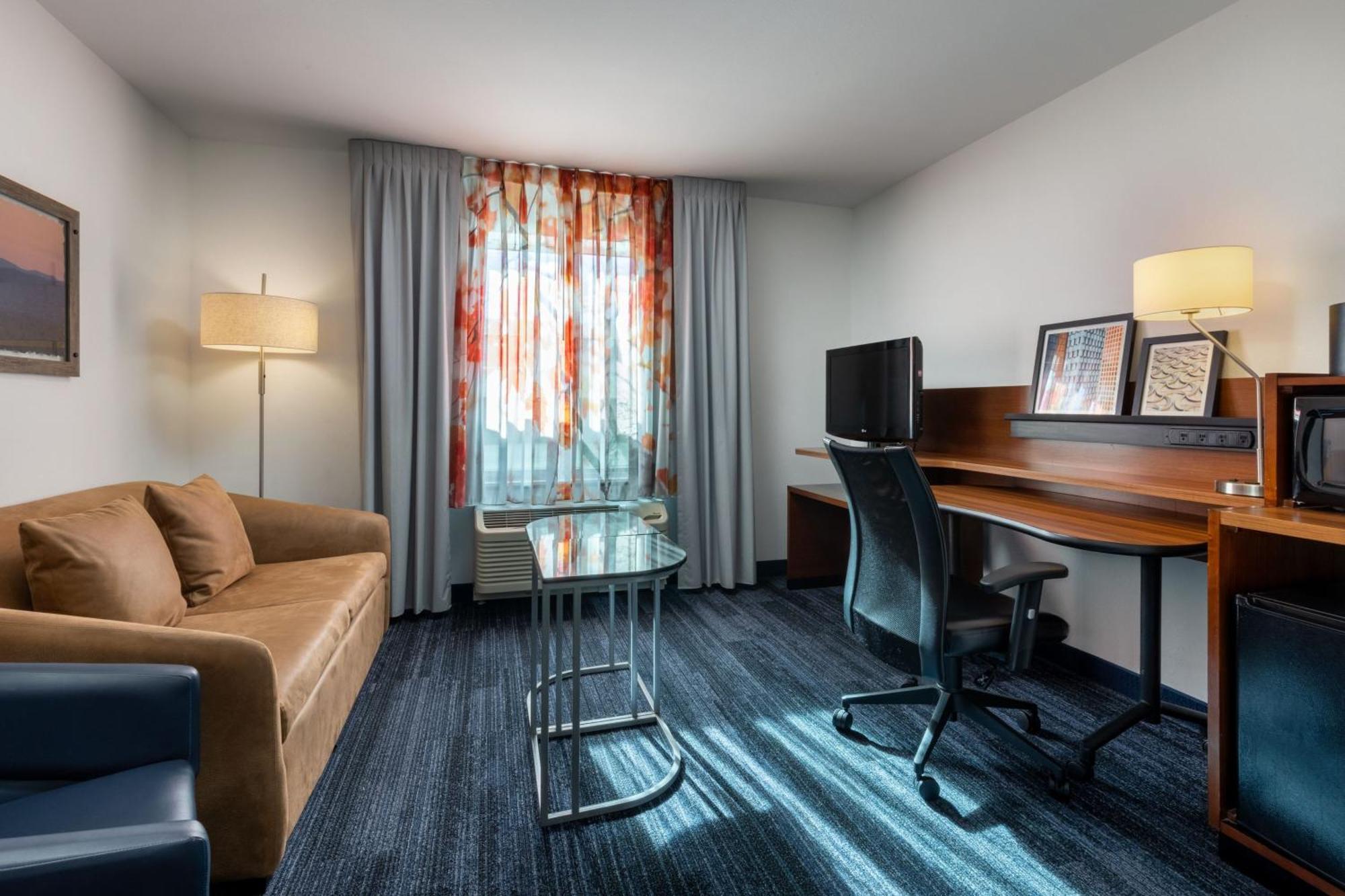 Fairfield Inn & Suites By Marriott Смітфілд Екстер'єр фото