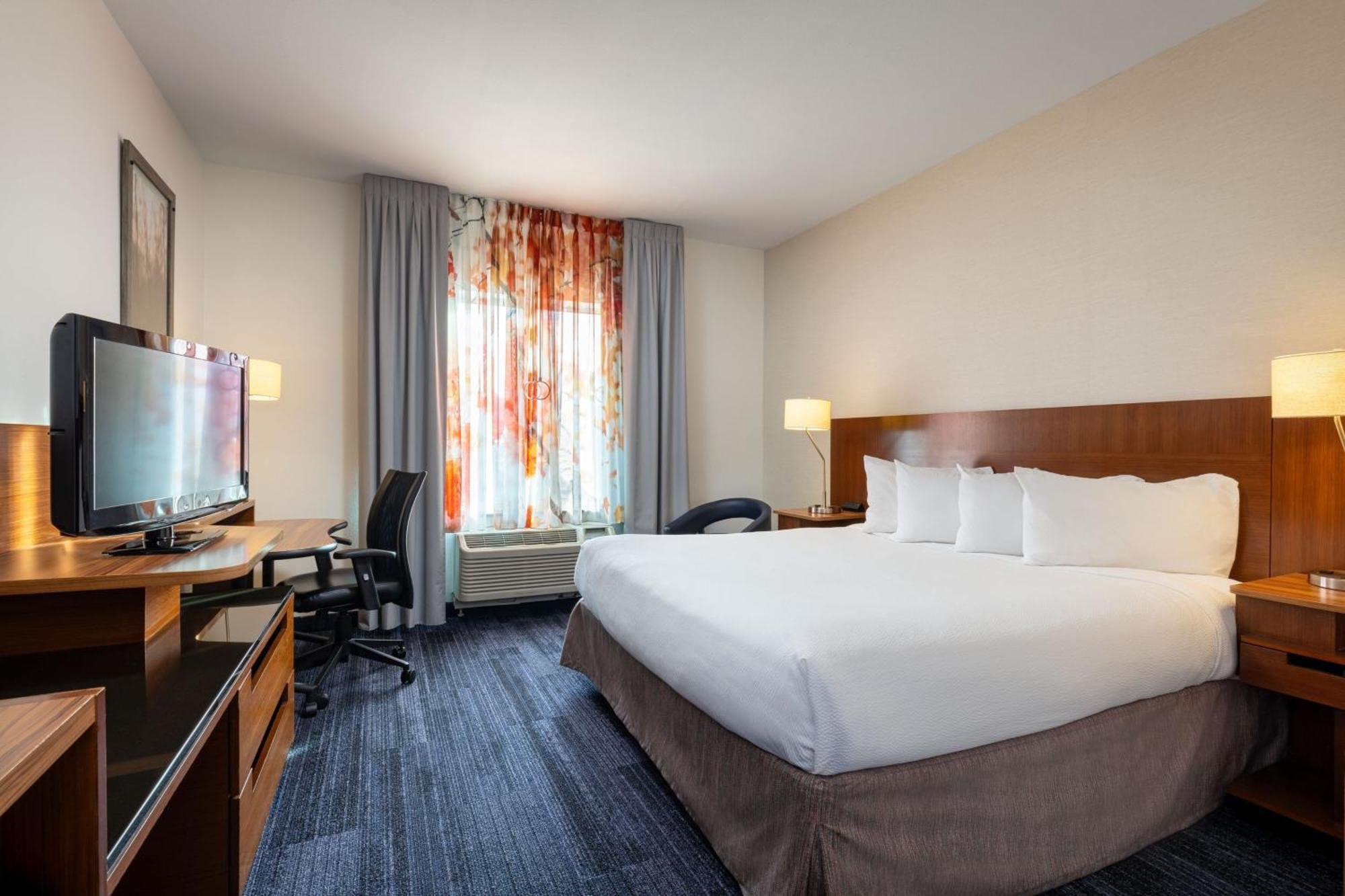 Fairfield Inn & Suites By Marriott Смітфілд Екстер'єр фото
