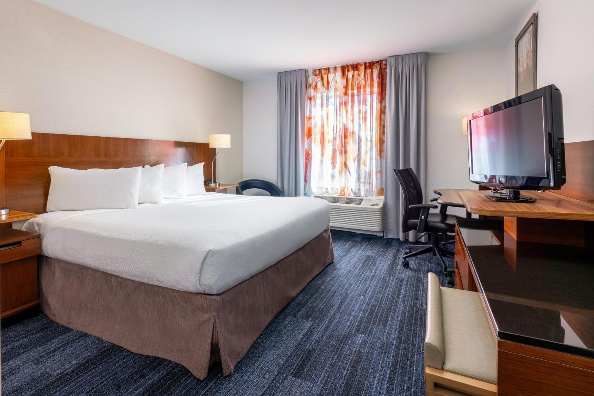 Fairfield Inn & Suites By Marriott Смітфілд Екстер'єр фото